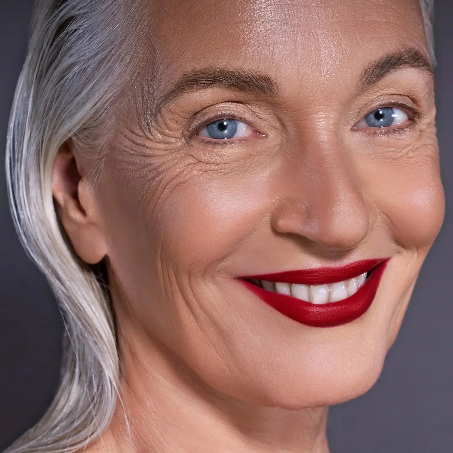 I NEED A ROUGE LIP STYLETTO - Image 3